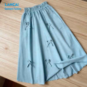 Falda <span class=keywords><strong>Midi</strong></span> Azul Claro para Mujer, Personalizable, Cintura Elástica, Algodón y Lino, Falda <span class=keywords><strong>Midi</strong></span> en Línea A con Decoración de Lazo - Product Image 2