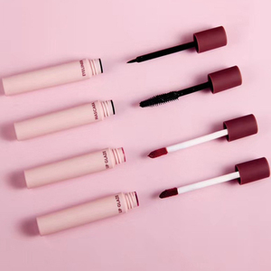 Conjunto de combinación de moda de cuatro tubos pequeños Estilo de cigarrillo Lápiz labial Lip Glaze Eyeliner Mascara - Product Image 3