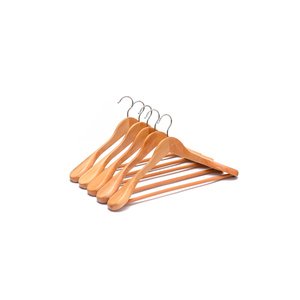 Cintre en bois avec logo personnalisé en gros support bon marché présentoir de vêtements en or cintres en bois pour vêtements - Product Image 6
