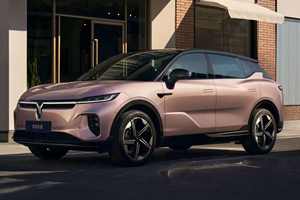 Voyah Zhiyin 2024: Nuova Auto Elettrica a Lunga Autonomia, Eccellenza Stradale, Disponibile per Consegna Immediata - Product Image 6