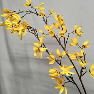 Hesper Vente en gros Événement de mariage <span class=keywords><strong>D</strong></span>écoratif Soie Jaune Orange <span class=keywords><strong>Forsythia</strong></span> Fleurs Tiges <span class=keywords><strong>Forsythia</strong></span> Branches <span class=keywords><strong>Forsythia</strong></span> Artificielle - Product Image 4