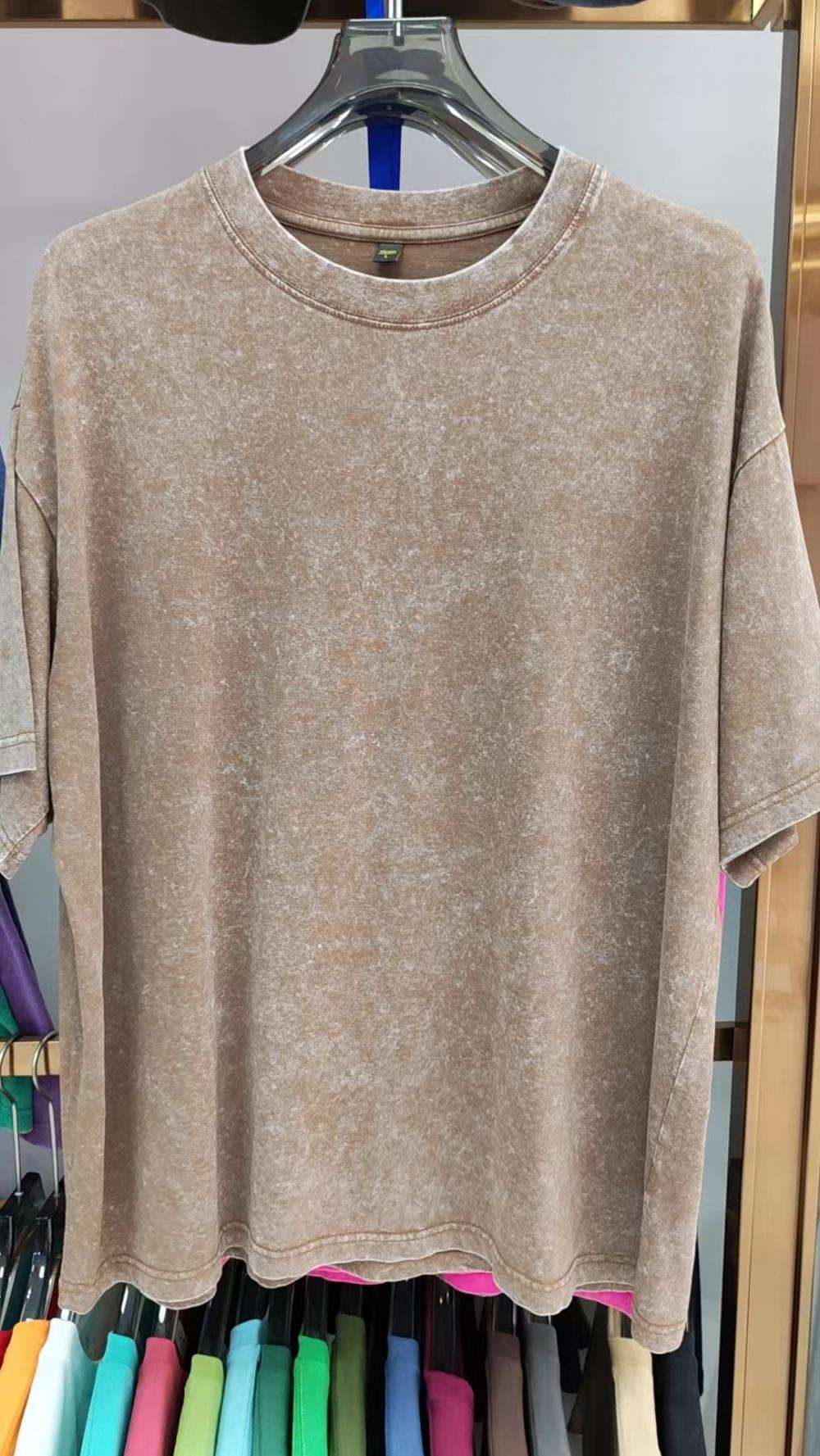 สีน้ำตาล