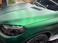 Venom en métal mat vert chromé couleur éblouissante décoloration de l'eau emballage en vinyle plastique sans bulles film de protection pour voiture