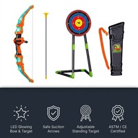 Ensemble d'arc et de flèches lumineux à LED pour enfants, jouet de tir à l'arc lumineux avec cible sur pied, flèches à ventouse, jeu de tir interactif