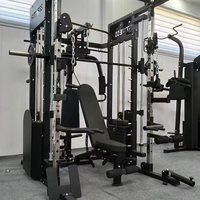 Rack de musculation noir professionnel pour salle de sport, cadre robuste, équipement d'entraînement musculaire et de fitness