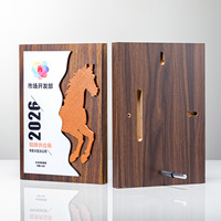 Plaque de récompense en bois personnalisée avec motif cheval en métal, trophée créatif de reconnaissance pour cérémonie d'accomplissement d'entreprise, cadeau d'affaires