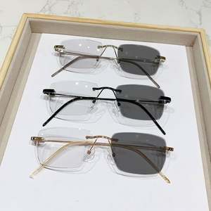 Gafas de Sol Personalizadas al por Mayor con Logotipo, Montura de Diamantes para Hombre y Mujer, Sin Montura, Anti Luz Azul, Fotocromáticas, para Miopía - Product Image 4