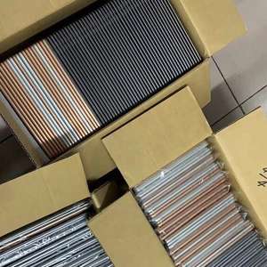 Cinese fabbrica di acqua a prova di cellulare molto piccolo telefono cellulare usato di seconda mano - Product Image 3