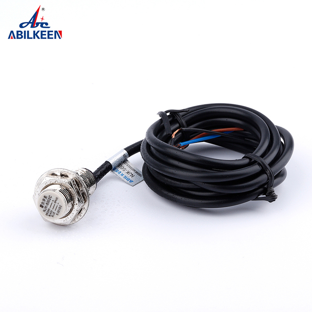Magnet NJK-5002C NPN Proximity Switch Waterproof 3-Wires Normally Open Hall Effect Sensor