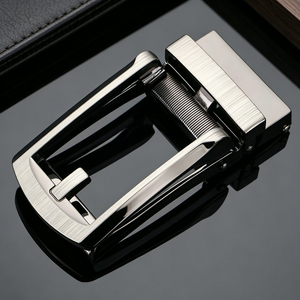 Boucle de ceinture rotative réversible noire mate 35 mm en alliage de zinc durable, boucle de remplacement pour ceintures en cuir pour hommes, décontractées et professionnelles - Product Image 2