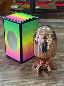 Broyeur à tabac moderne en alliage d'aluminium avec logo personnalisé, rotatif à 4 pouces, design moderne, fonction de broyage du tabac - Product Image 2