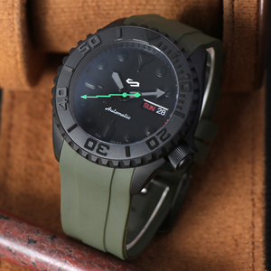 Montre mécanique NH35 avec logo personnalisé de 42 mm, montres noires <span class=keywords><strong>SKX009</strong></span> pour hommes, mouvement automatique de luxe, cadran NH36, étanche, cristal saphir - Product Image 4