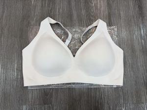 <span class=keywords><strong>Reggiseno</strong></span> <span class=keywords><strong>Senza</strong></span> Cuciture Plus Size con <span class=keywords><strong>Imbottitura</strong></span> Profonda a V, <span class=keywords><strong>Senza</strong></span> <span class=keywords><strong>Ferretto</strong></span>, Comodo per Uso Quotidiano 2026 - Product Image 5