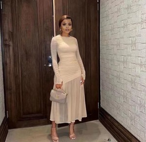 Abito africano plissettato Plus Size a vita alta da donna nuovo a <span class=keywords><strong>maniche</strong></span> <span class=keywords><strong>lunghe</strong></span> in pizzo tinta unita satinato con motivo floreale ricamato - Product Image 6