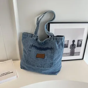 Büyük kapasiteli kadın Denim alışveriş çantası yeni tasarlanmış moda kabartmalı taşınabilir Denim omuzdan askili çanta - Product Image 5