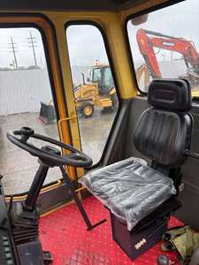 Rouleau compresseur sur pneus DYNAPAC CA602D d'occasion 18t-20T avec boîte de vitesses, pompe, moteur et châssis – Prix réduit à vendre - Product Image 5
