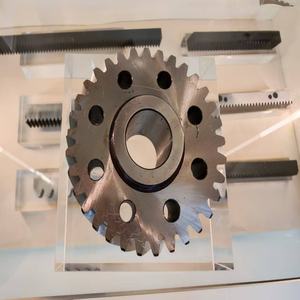 גלגלי שיניים משופעים בעלי דיוק גבוה (החזרות של ±0.02 מ\\\"מ), תנועה יציבה לעומסים כבדים - Product Image 2