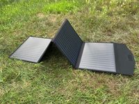 Panel Surya Lipat Portabel PERC All Black 100W untuk Luar Ruangan 528x350x45mm
