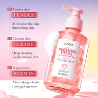 Gel douche parfumé OEM SADOER 300ml pour la douche quotidienne avec des extraits de rose et de fleurs de cerisier