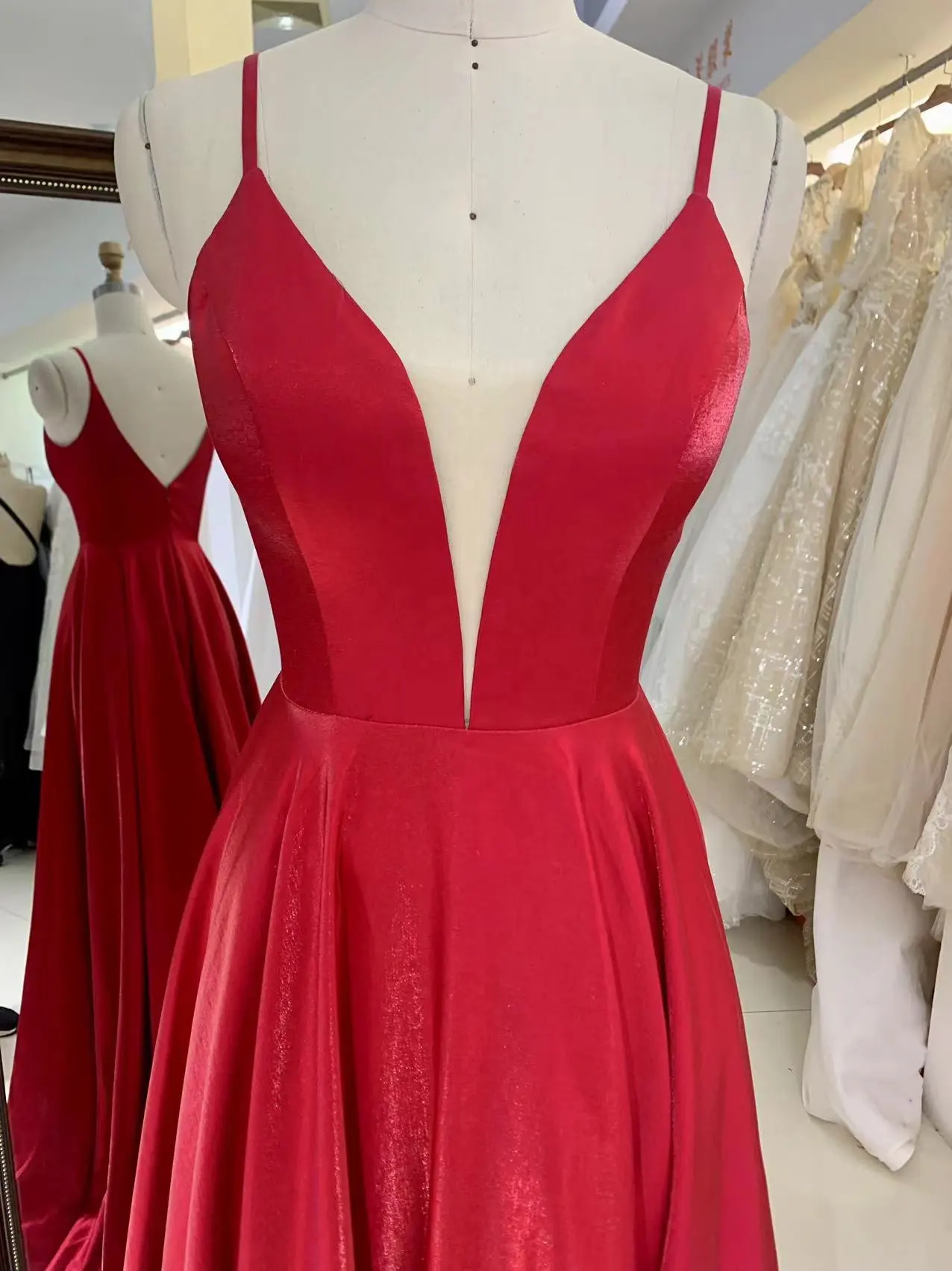 Hot-selling Simple Elegant Plus Size Long Elegant Evening Gown Prom Dress