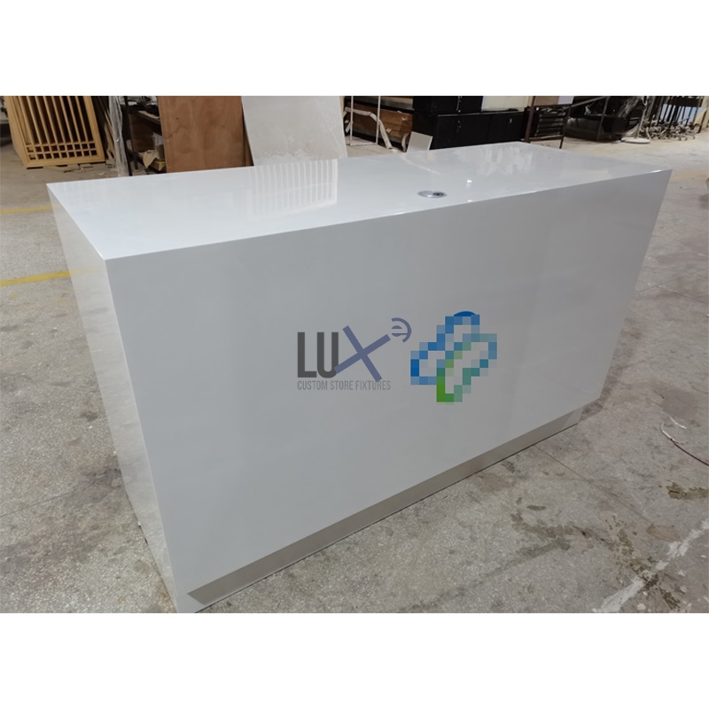 How to Choose the Best Cash Counter Table Designs for Your Business