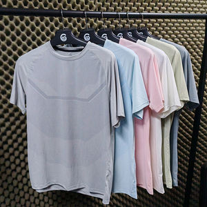 Maglietta Sportiva Leggera da Uomo in Spandex OEM&ODM, Personalizzabile, Manica Corta, Asciugatura Rapida, per Fitness e Corsa - Product Image 3