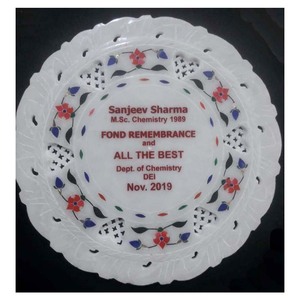 Plato único con incrustaciones de mármol impresas - Product Image 1