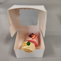 Boîte à gâteau au fromage en papier kraft et carton blanc imprimés personnalisés avec fenêtre en PVC et poignée pour l'emballage de gâteau d'anniversaire