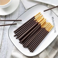 Vente en gros de collations asiatiques sucrées, bâtonnets Pocky 55g, saveur de crème de biscuits et de fromage, biscuits enrobés de chocolat, goût croustillant