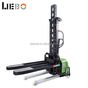 Apiladores de carga automática LIEBO, carretilla elevadora portátil de elevación de carga automática de 0,7 toneladas, apilador semieléctrico, precio bajo - Product Image 6