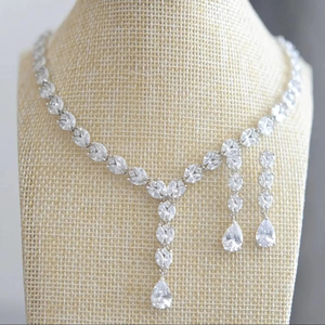 Ensemble collier en Y et boucles d'oreilles pendantes pour mariée - Ensemble de bijoux en argent sterling plaqué platine avec zircone cubique, forme en Y plaqué platine - Product Image 1