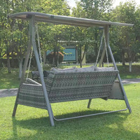 Mobilier d'extérieur 3 personnes Balançoire extérieure à baldaquin Chaise balançoire de patio Balançoire en rotin avec coussin amovible