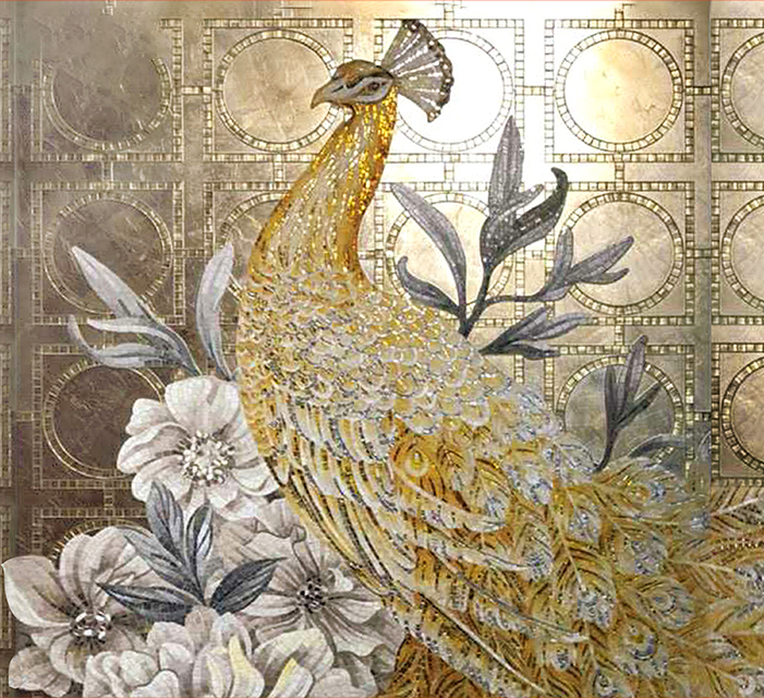 Pareti pavone in oro puro design di piastrelle di mosaico in vetro di giada di ghiaccio con decorazioni interne di lusso taglio a mano mosaico dorato