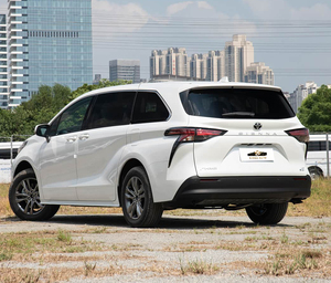 Toyota Sienna Híbrida 2026, 2.5L, 189 hp, 5 Puertas, 7 Asientos, MPV con Puertas Corredizas Eléctricas, Cámara de Visión Trasera - Product Image 3