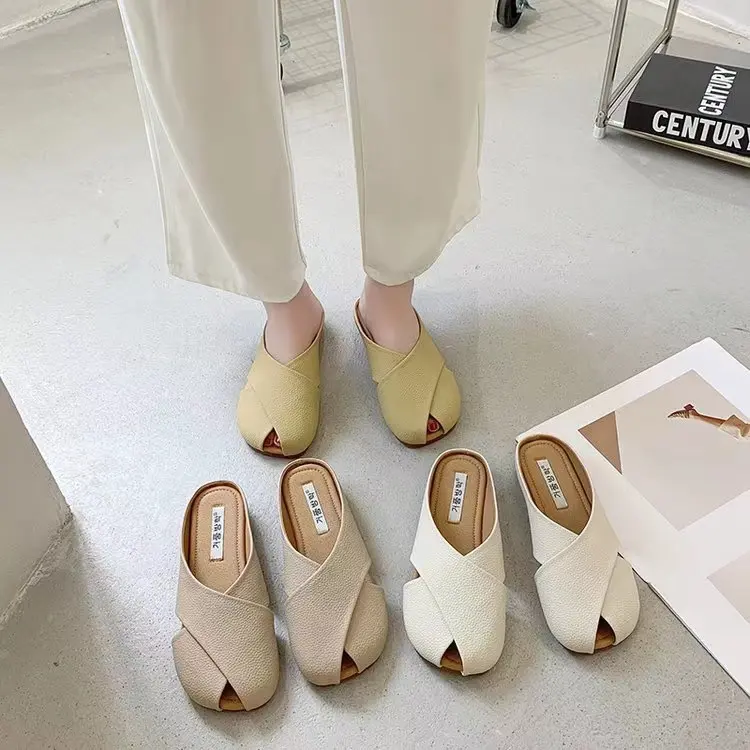 2022 White Or Yellow Or Apricot Cheap Size 35-40 Leather Sandals For Women And Ladies