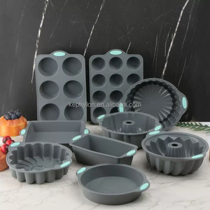 Molde <span class=keywords><strong>de</strong></span> silicona resistente a altas temperaturas para horno, estilo sencillo, para hornear donuts, tostadas, pan y chiffon. - Product Image 1