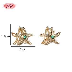 ต่างหูห่วงรูปปลาดาวเซอร์โคเนียสีเขียว ทอง 18K ชุบทองเหลือง เครื่องประดับน่ารักสำหรับทุกเพศ - Product Image 5