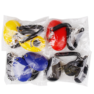 Vente en gros d'articles d'entraînement pour animaux de compagnie, clicker d'entraînement I-Click pour chat, aide, guide, articles d'entraînement pour <span class=keywords><strong>chien</strong></span>, sifflet - Product Image 4