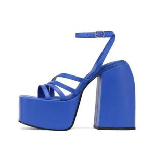 Escarpins à bout carré style designer avec bride cheville et talons carrés épais pour femmes - Product Image 3