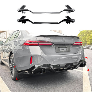 Bmw Série 5 G60 G68 2024 Spoiler arrière en fibre de carbone, texture carbone, matériau ABS, noir piano - Product Image 1