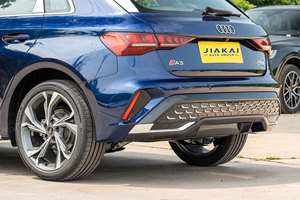รถยนต์ออดี้ เอ3 สปอร์ตแบ็ค ปี 2026 รุ่น 35TFSI เครื่องยนต์เบนซิน 1.5T 5 ประตู แฮทช์แบ็ค พวงมาลัยซ้าย สำหรับส่งออก - Product Image 4