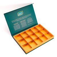 Boîte cadeau rigide en forme de livre magnétique personnalisée, boîte d'emballage en papier de luxe avec compartiments pour chocolat, dattes, thé, en-cas