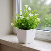 Mini-plantes artificielles mélangées en pot, fausses fleurs de lavande, roses et verdure, petites fleurs en plastique en pot pour la décoration de la maison, du bureau et de la table.