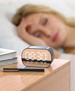 Lecteur de <span class=keywords><strong>musique</strong></span> bon marché Super Mini Miroir LED Haut-parleur Bluetooth avec affichage numérique Carte TF Bureau Table Réveil Haut-parleur - Product Image 3