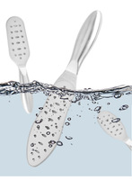 Brosse à pieds double face en acier inoxydable Logo personnalisé Extracteur de callosités Racloir de talon Outil de nettoyage des pieds avec 4 formes