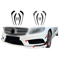 Autocollant de Voiture Noir Brillant et Motif Carbone en ABS pour Grille d'Aération Avant, Compatible avec Mercedes-Benz Classe A W176 2013-2015