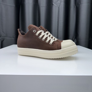 Chaussures décontractées de luxe en cuir de haute qualité RO pour la marche, baskets de créateur personnalisables - Product Image 2