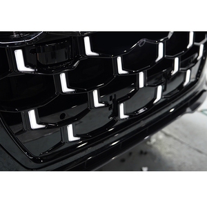 Kit de actualización de modificación de parachoques delantero con rejilla iluminada para Audi Q7, 2024-2026 - Product Image 4