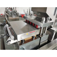 Haute vitesse Sauce beurre jouet miel gelée liquide carte alimentaire parfum pvc pe alu-alu Blister emballage scellage Machine
