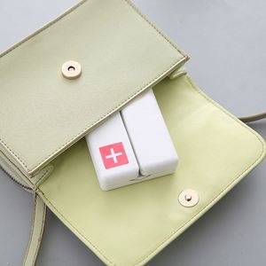 Estuche Magnético Plegable para Pastillas Semanales, Ecológico, Moderno, Portátil, de Viaje, con 7 Compartimentos, Organizador de Pastillas - Product Image 3
